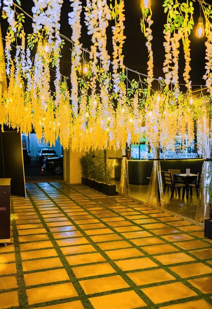 Kari-Beau Restaurant